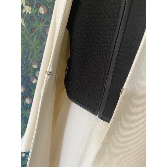 Vintage Emanuel Ungaro 3 piece pantsuit in white and black, size 6 - Picture 4 of 10